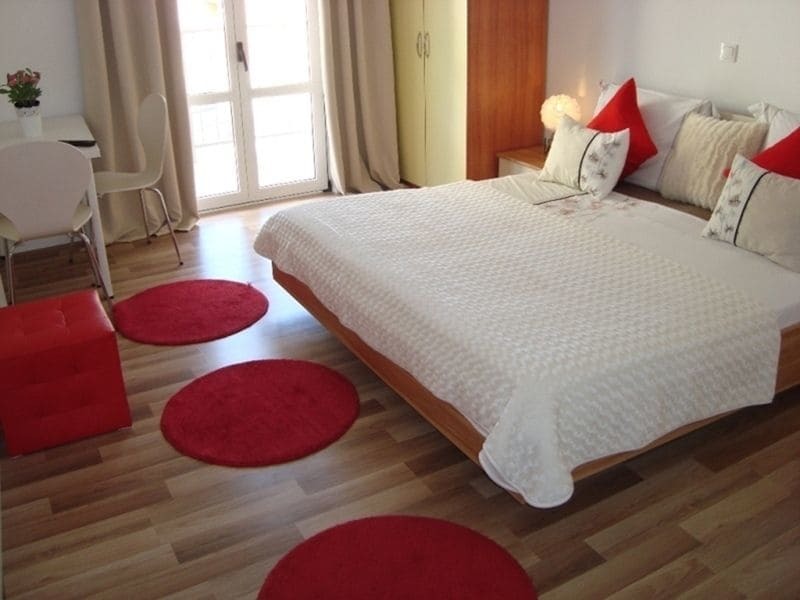Guesthouse Civljak Baška Voda Eksteriør bilde
